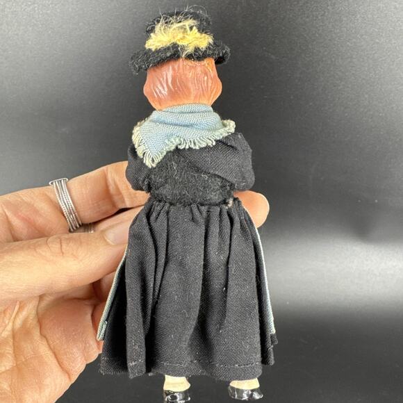 Vintage 4.5" Tall Ceramic German Dolls Boys and Girl Lot of 3 - Picture 15 of 15